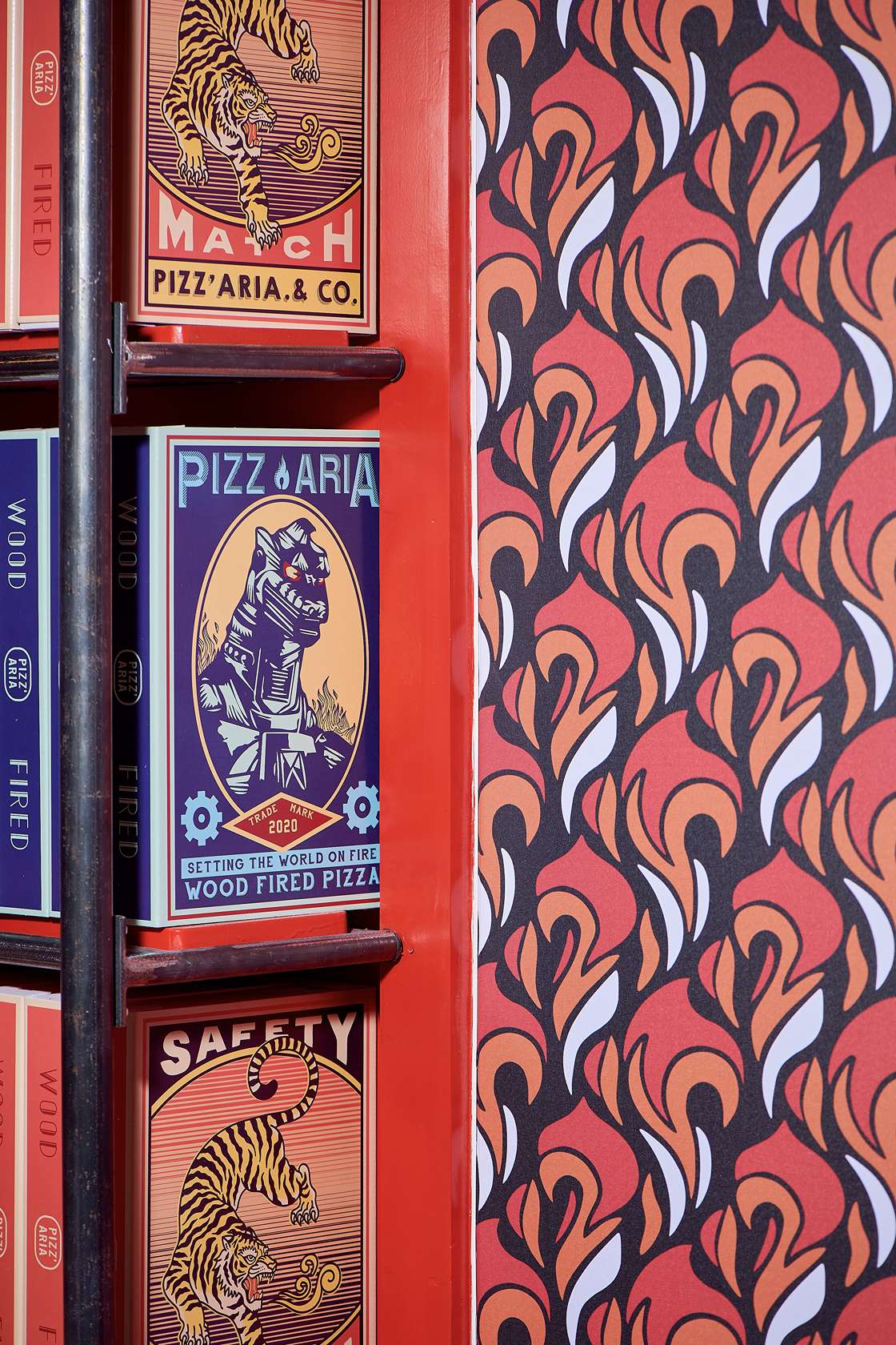 pizzaria-box-design-photo-godzilla-tiger